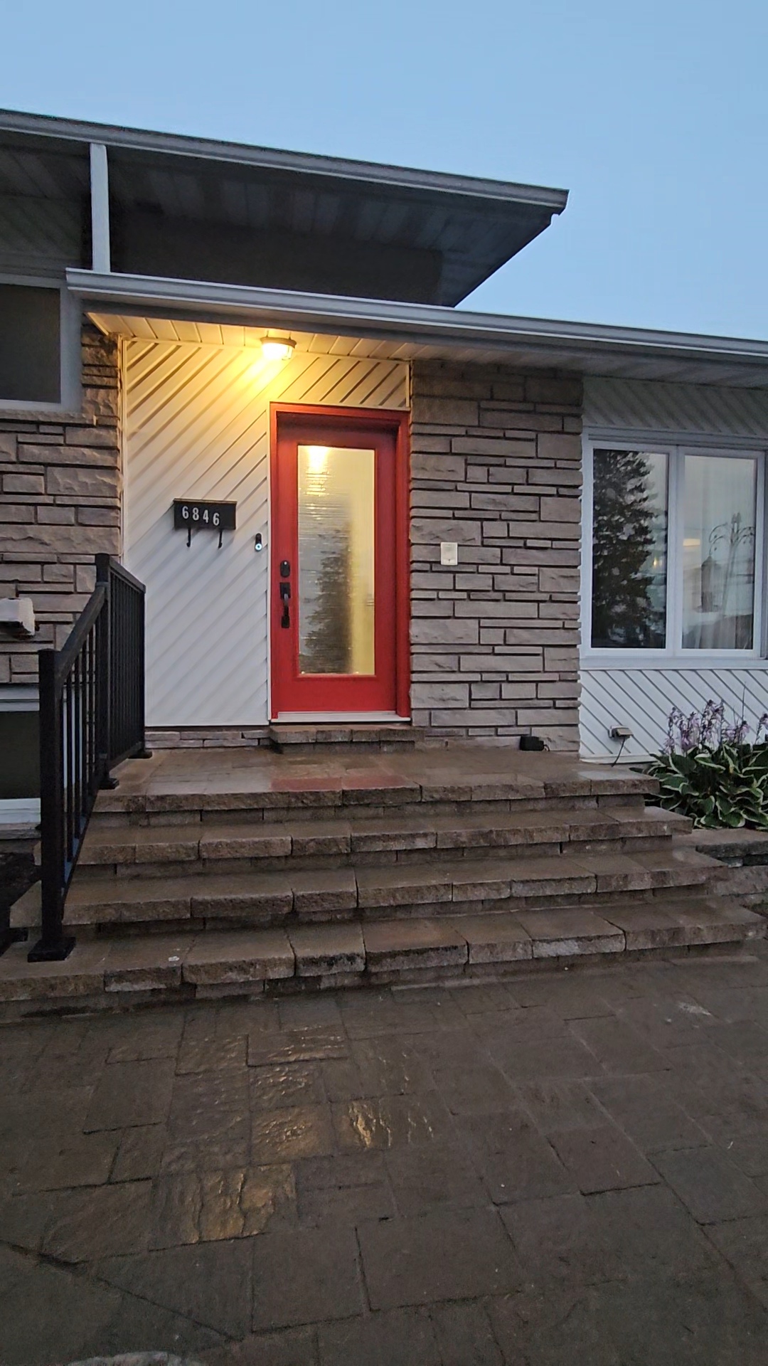 Renee front entrance after